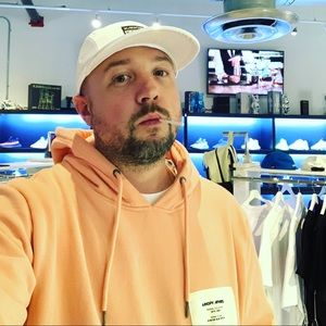 Meet your Posher, Michael